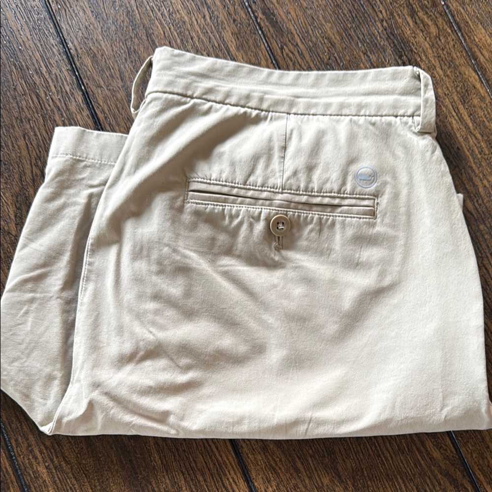 Vineyard Vines Tan Golf Shorts